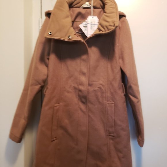 BNWT Waterproof Trench-style Camel Coat with Detachable Hood, size small - Picture 13 of 16